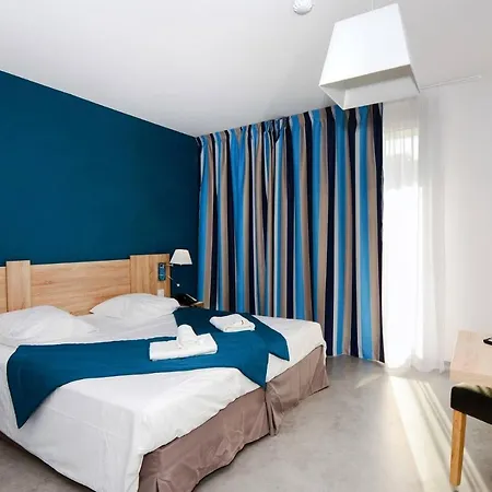Apartmán Nakara 2/4 *